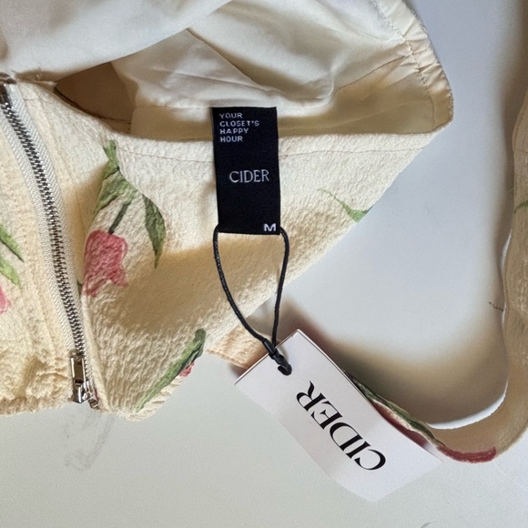 NWT Cider floral cropped corset top - Picture 2 of 3